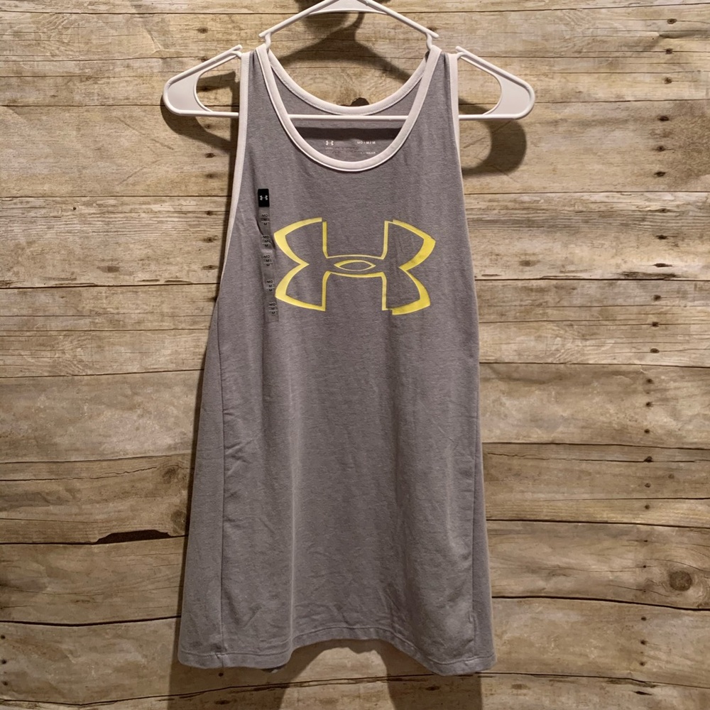 Under Armour... Women’s Size M Gray Tank (BNWT)